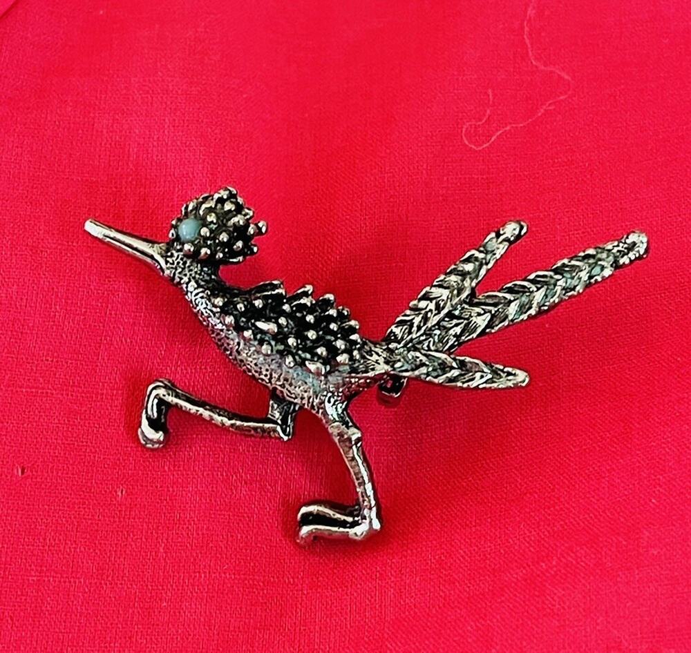 Vintage Roadrunner Brooch Silver Tone Textured Metal - Cabochon Eye 2-inch w